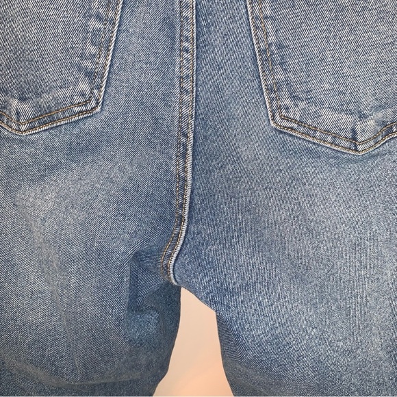 Michael Kors Blue Flare Wide Leg Jeans with Classic Medium Wash 10 - Picture 5 of 8